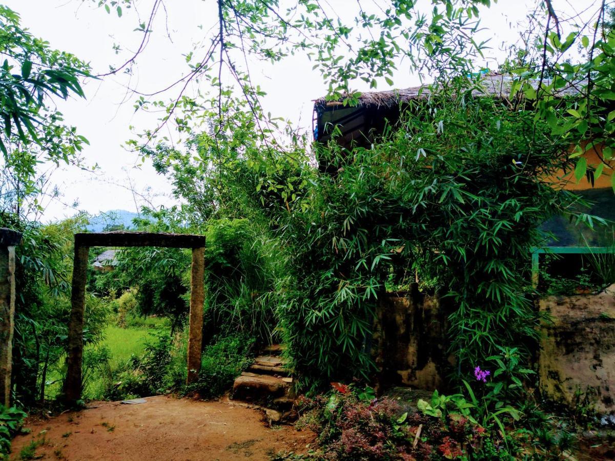 Koomankolly Resort Thirunelly Extérieur photo