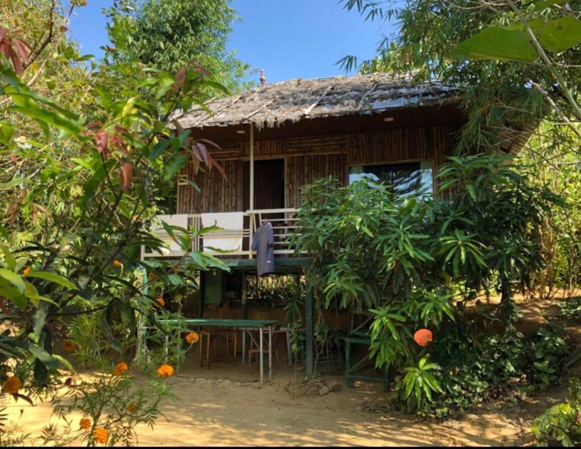 Koomankolly Resort Thirunelly Extérieur photo