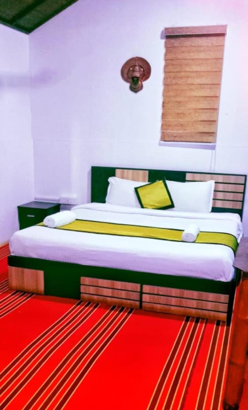 Koomankolly Resort Thirunelly Extérieur photo
