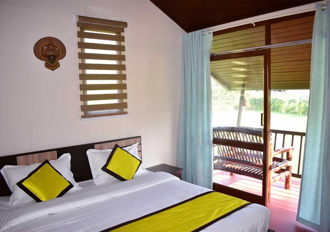 Koomankolly Resort Thirunelly Extérieur photo