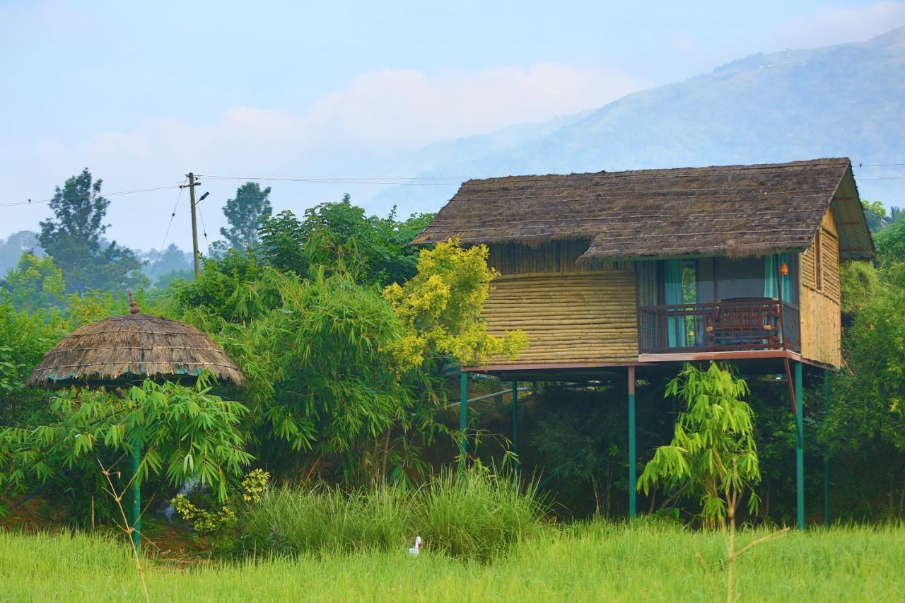 Koomankolly Resort Thirunelly Extérieur photo