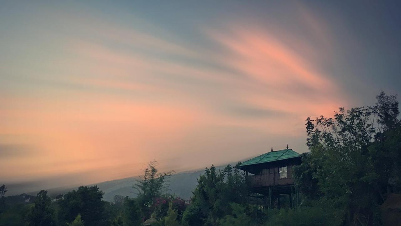 Koomankolly Resort Thirunelly Extérieur photo